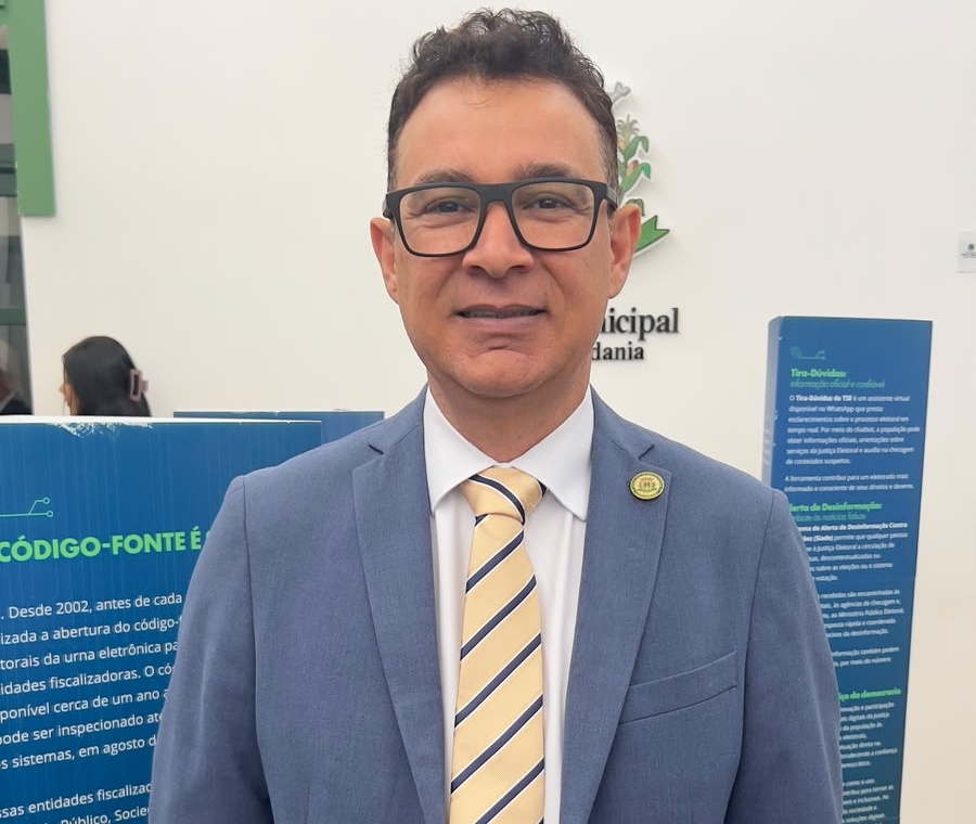 exposição na câmara de feira de santana celebra 30 anos da urna eletrônica (1)