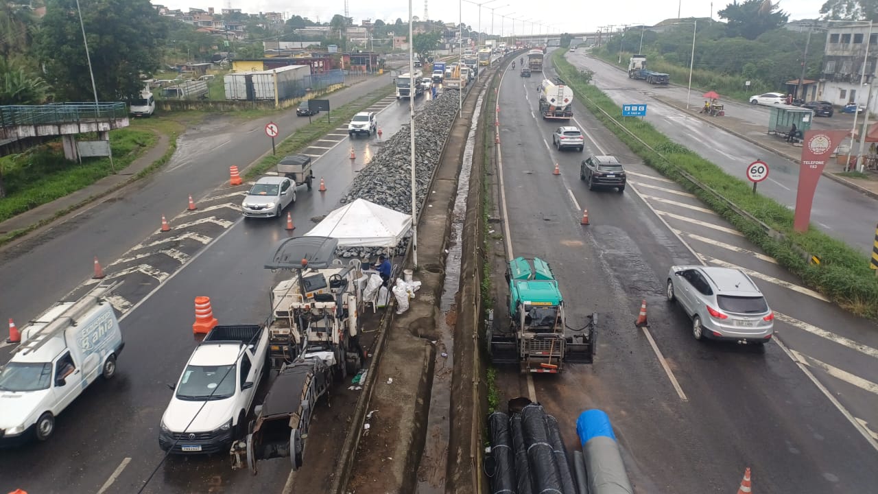 DNIT decreta situação de emergência na BR-324 após afundamento da pista