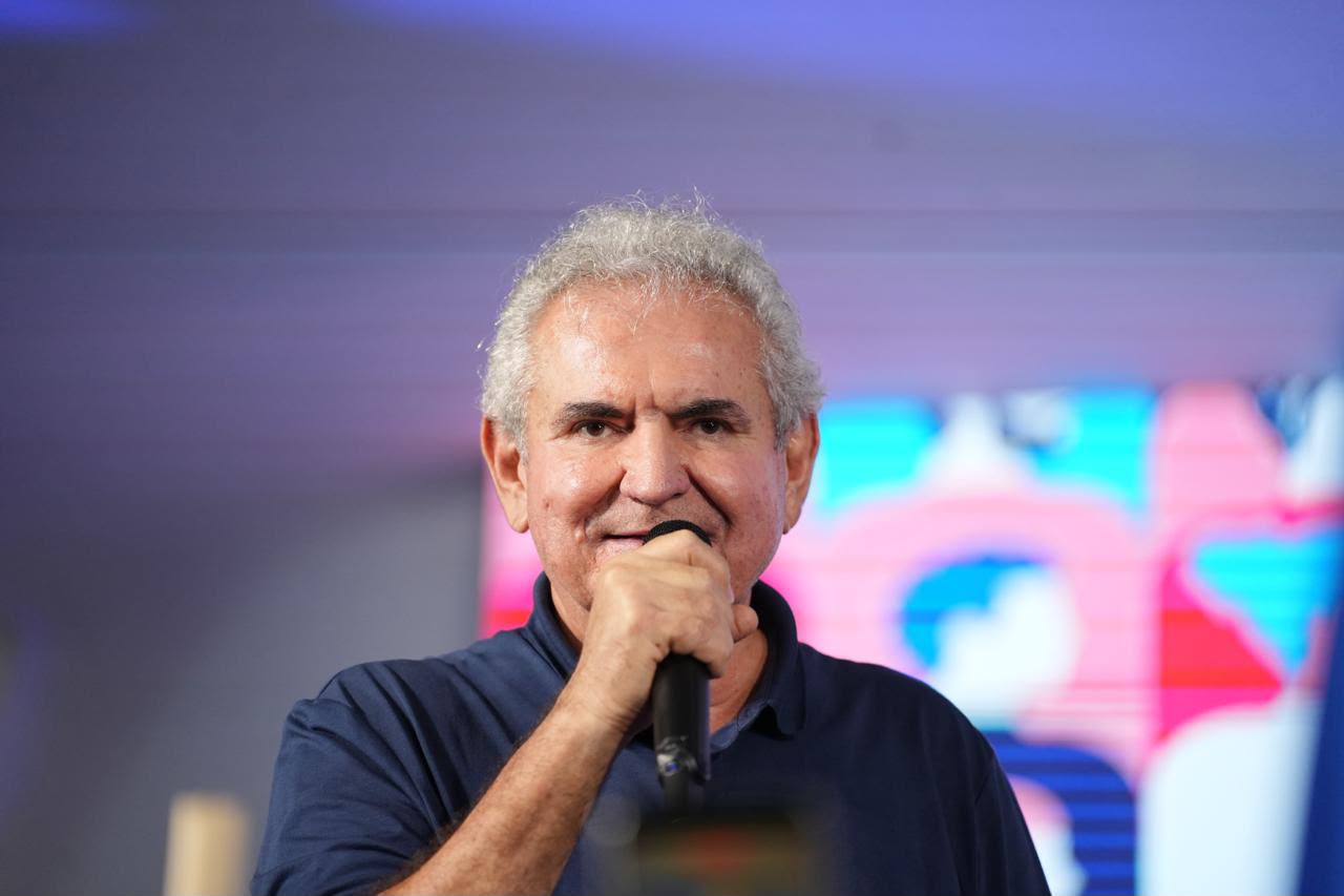 Em Camaçari, Angelo Coronel defende expansão do metrô e cobra investimento em infraestrutura