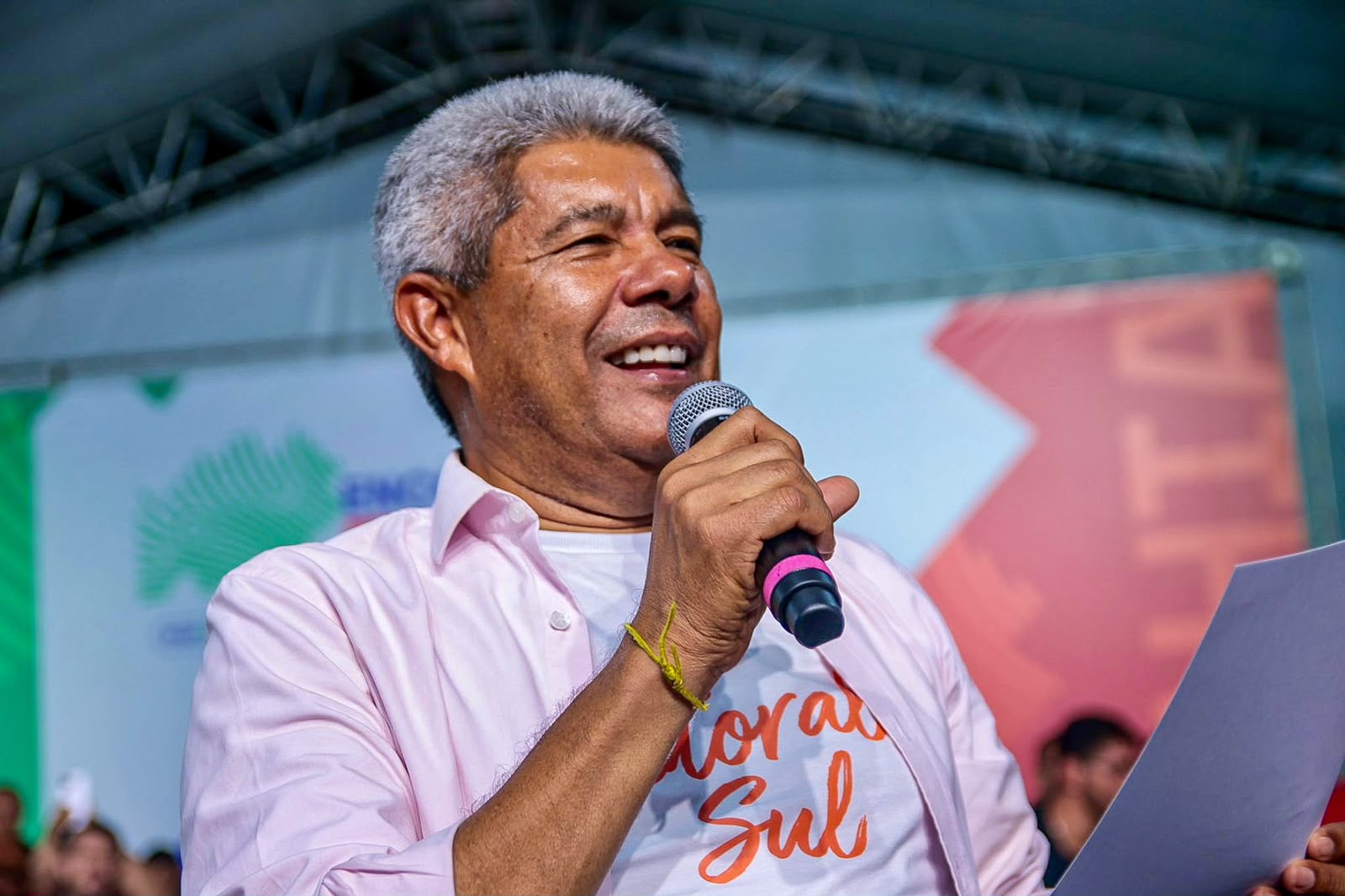 Jerônimo destaca avanços na educação e reafirma parceria com municípios para fortalecer a aprendizagem na Bahia