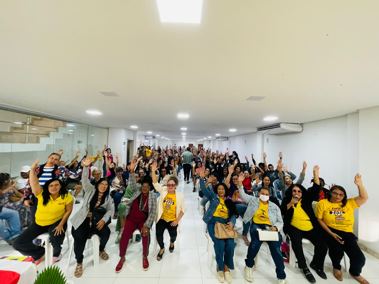 Sem acordo com a Prefeitura, professores da rede municipal aprovam paralisação em Feira de Santana