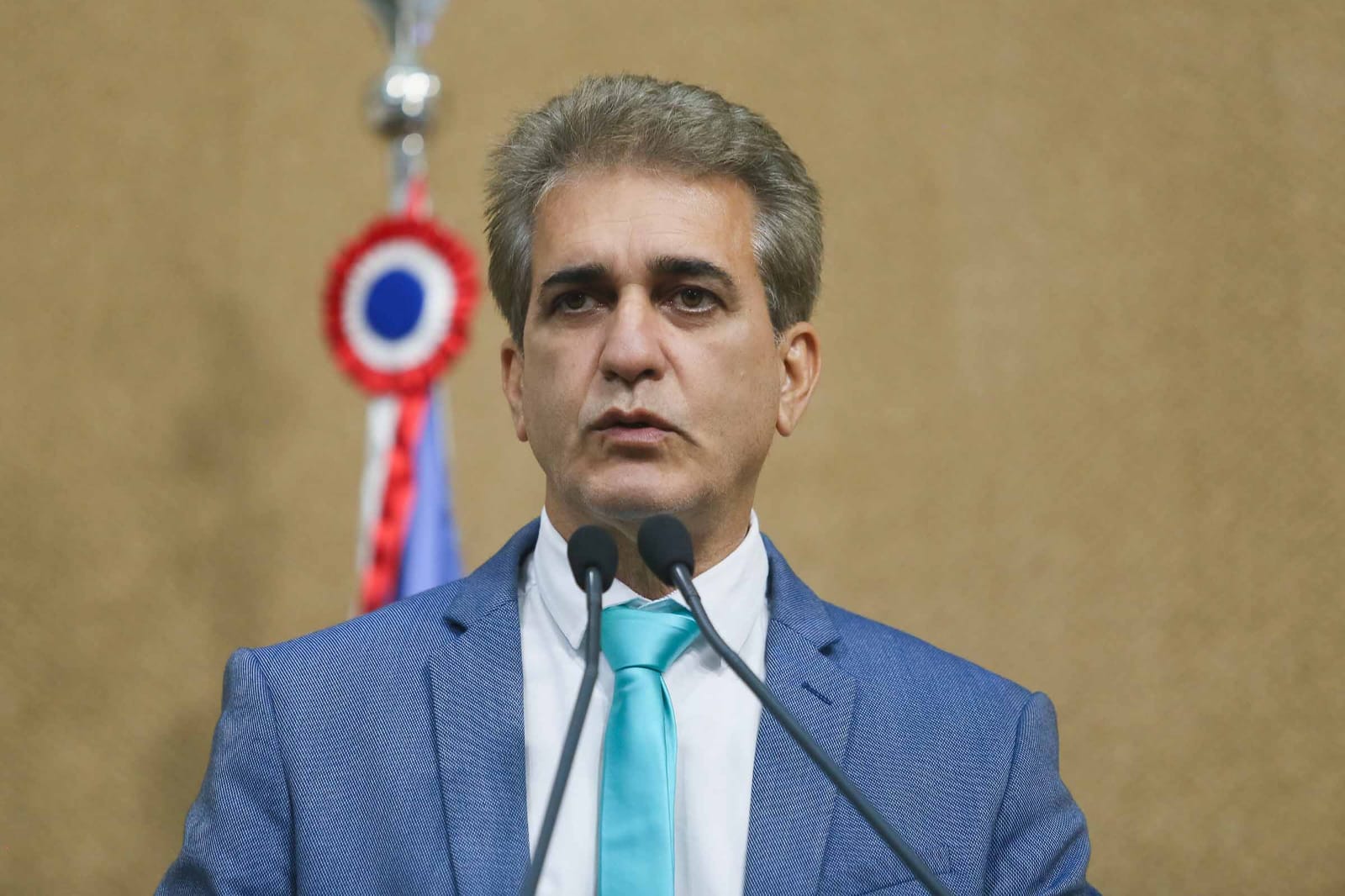 “Zé Ronaldo é um ingrato”, dispara Robinson após prefeito criticar Jerônimo e apoiar ACM Neto