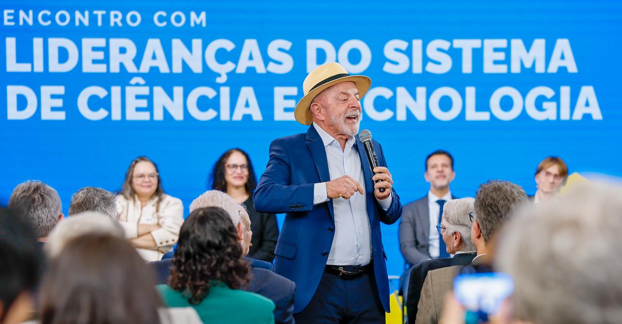 Tarifaço: em artigo no Washington Post, Lula critica postura dos EUA
