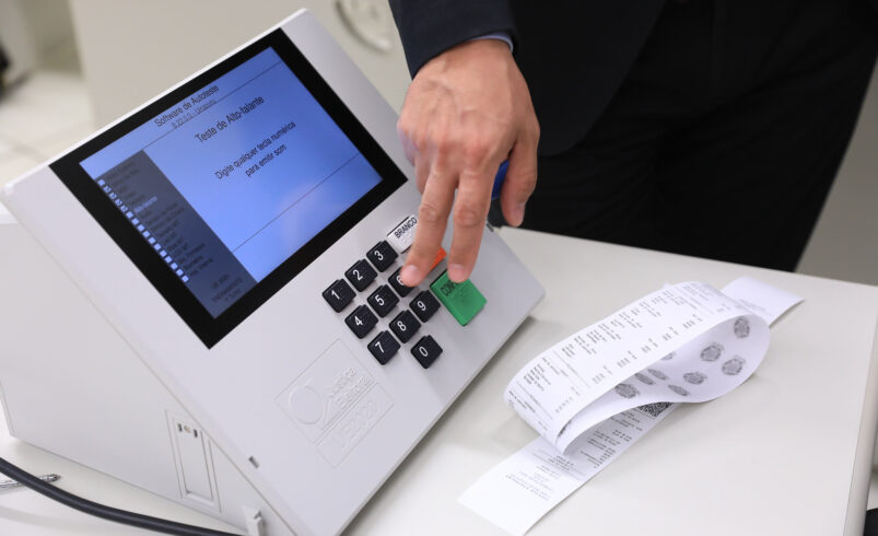 urna eletronica voto em transito
