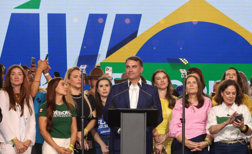 flávio bolsonaro aparece filiado ao missão no tse e não consegue registrar candidatura (2)