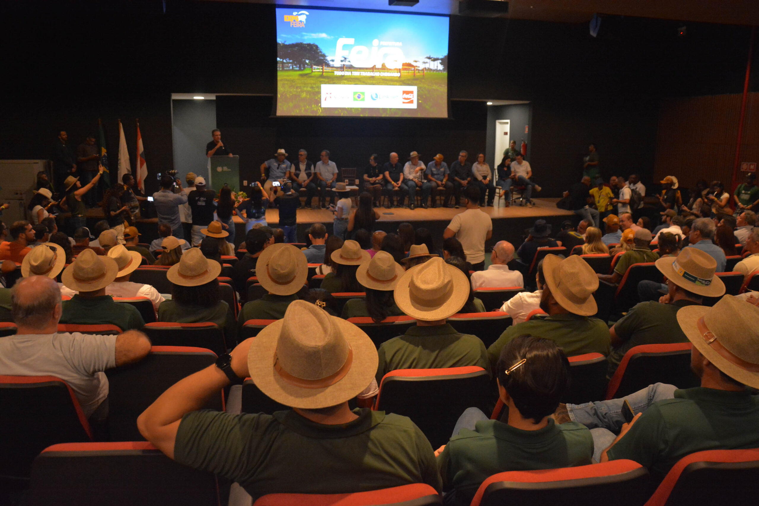 47ª Expofeira é aberta oficialmente com destaque para o fortalecimento do agronegócio