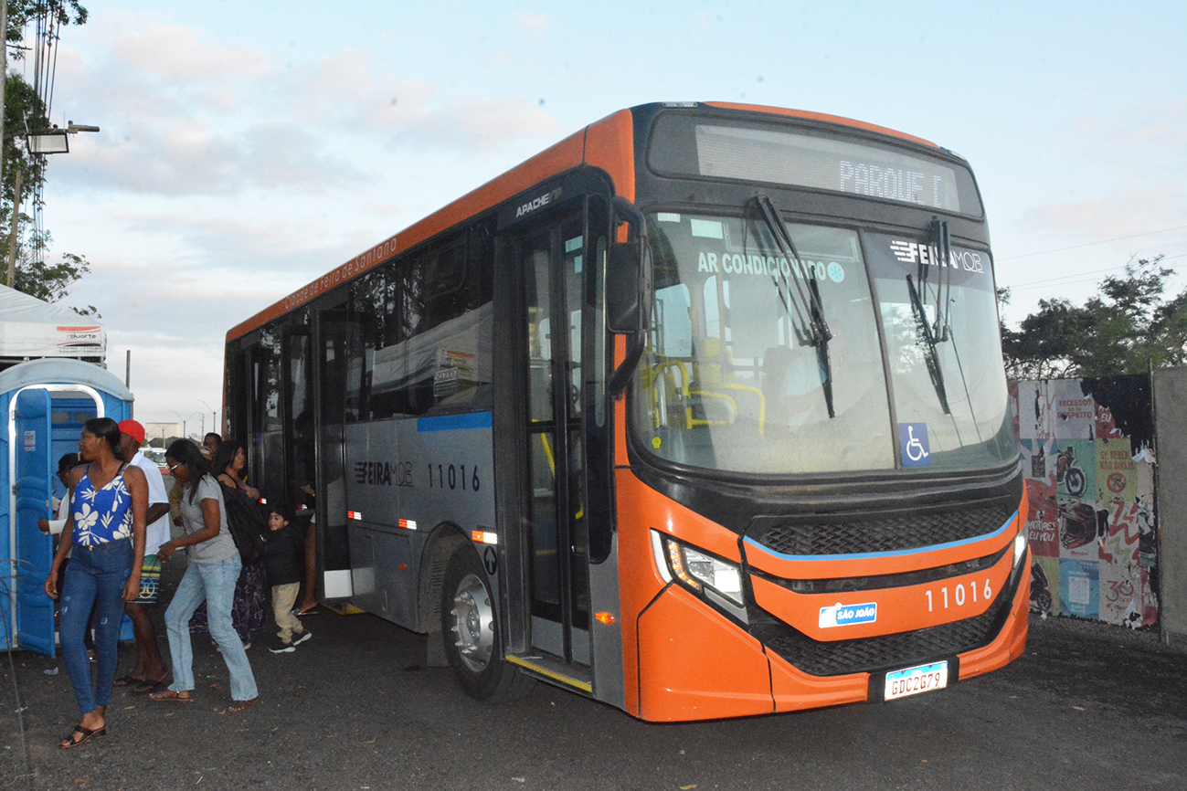 Expofeira 2026: ônibus gratuitos vão circular até o Parque de Exposições