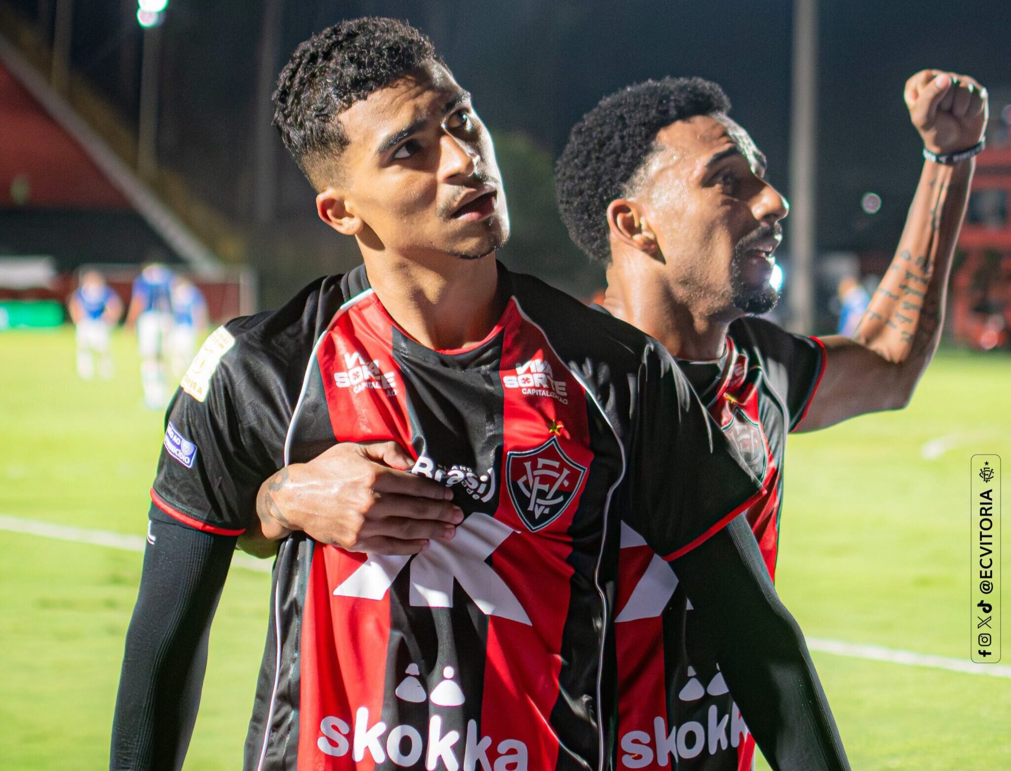 vitória vence o grêmio no barradão e soma três pontos importantes no brasileirão (3)