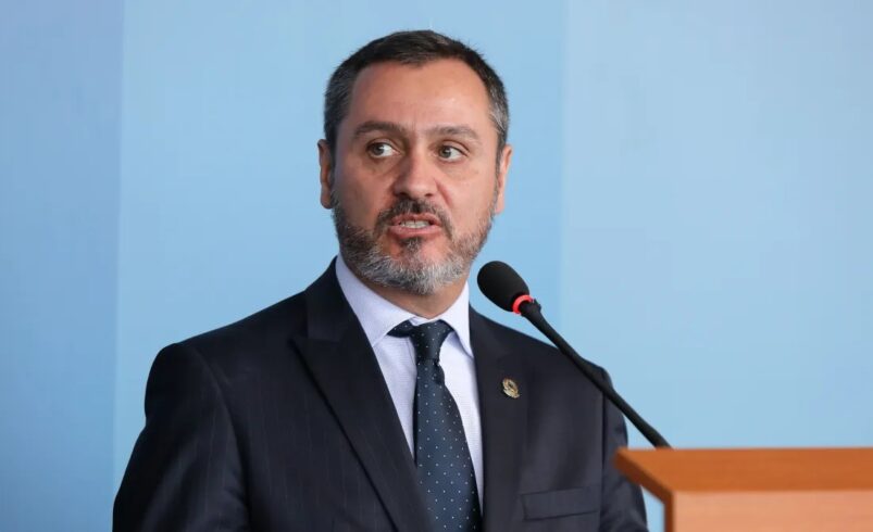 STF forma maioria para manter diretor-geral da PF afastado