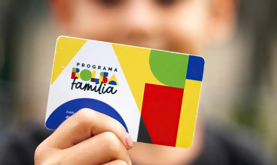 Governo alerta sobre notícias falsas relacionadas a programas sociais